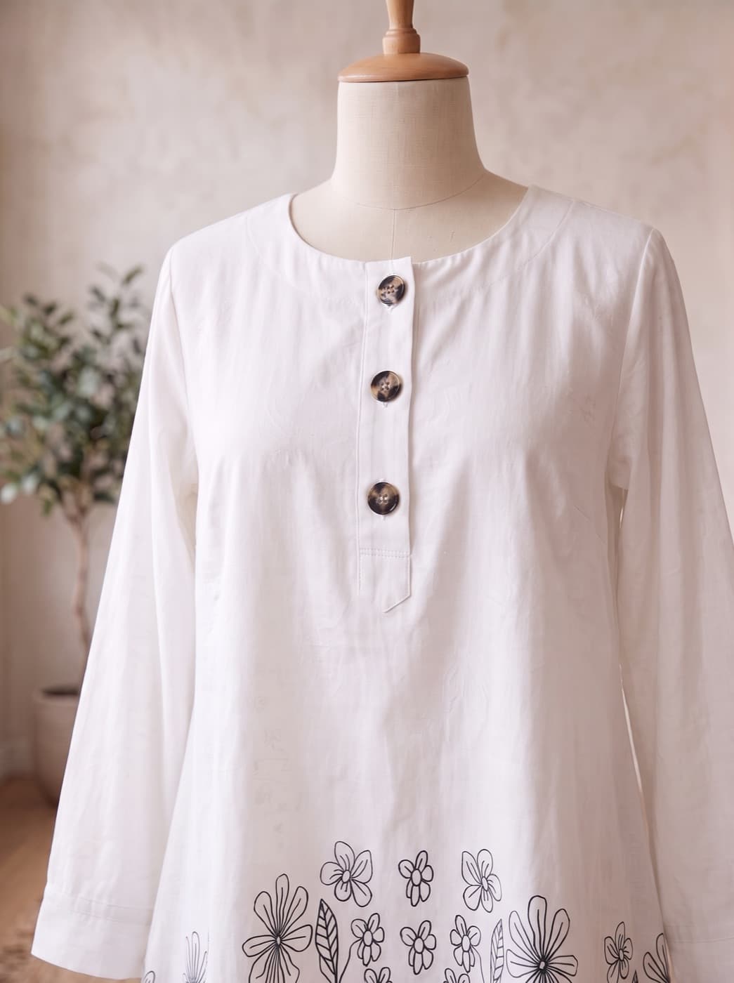 White Blossom Kurti 3